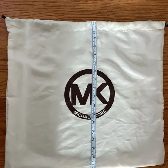 Michael Kors Dust Bag - Picture 6 of 6